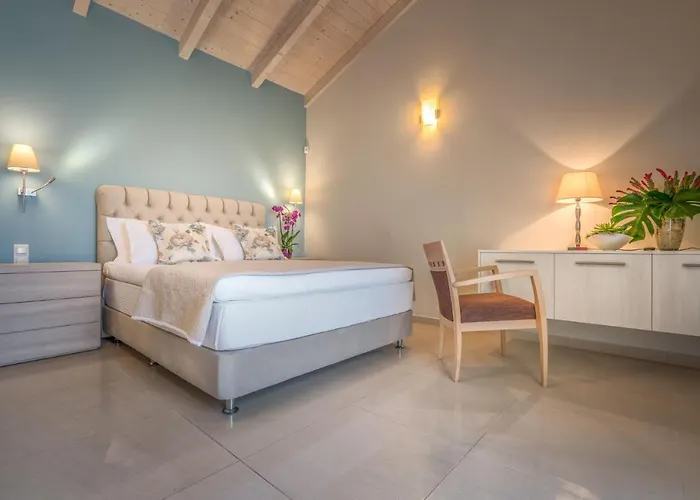 Beachfront Zante Perla 5 Bedroom Private Pool Willa